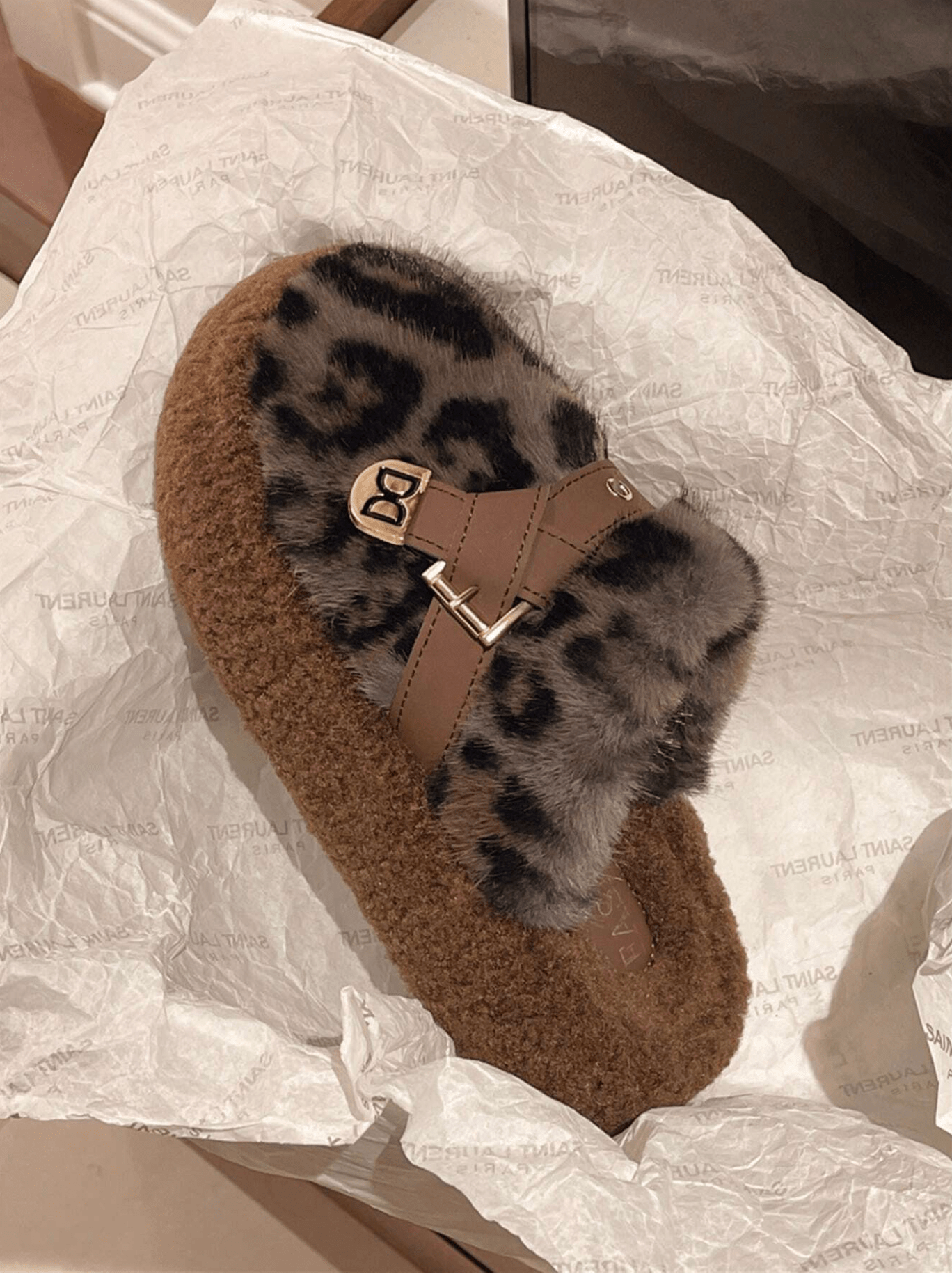 Pantufa Anya - Hara Bela