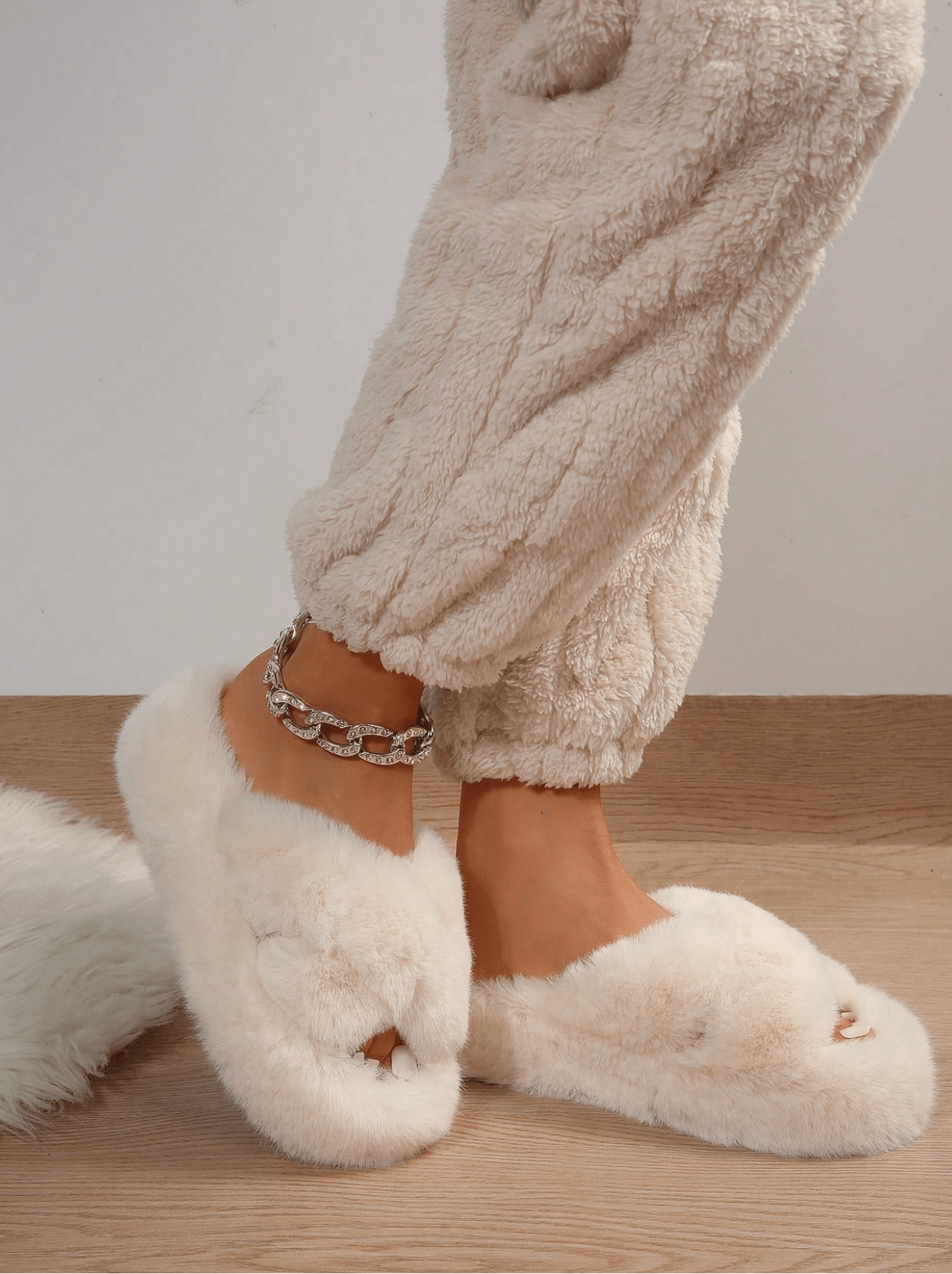 Pantufa Carmen - Hara Bela