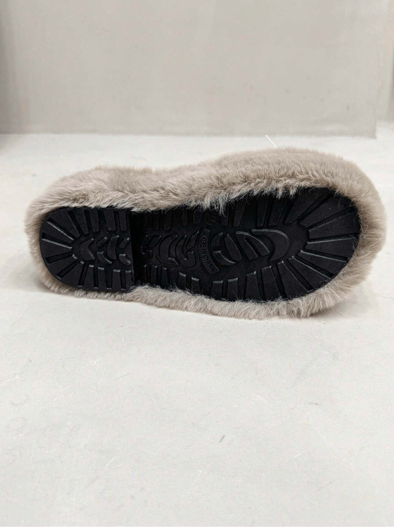 Pantufa Mila - Hara Bela