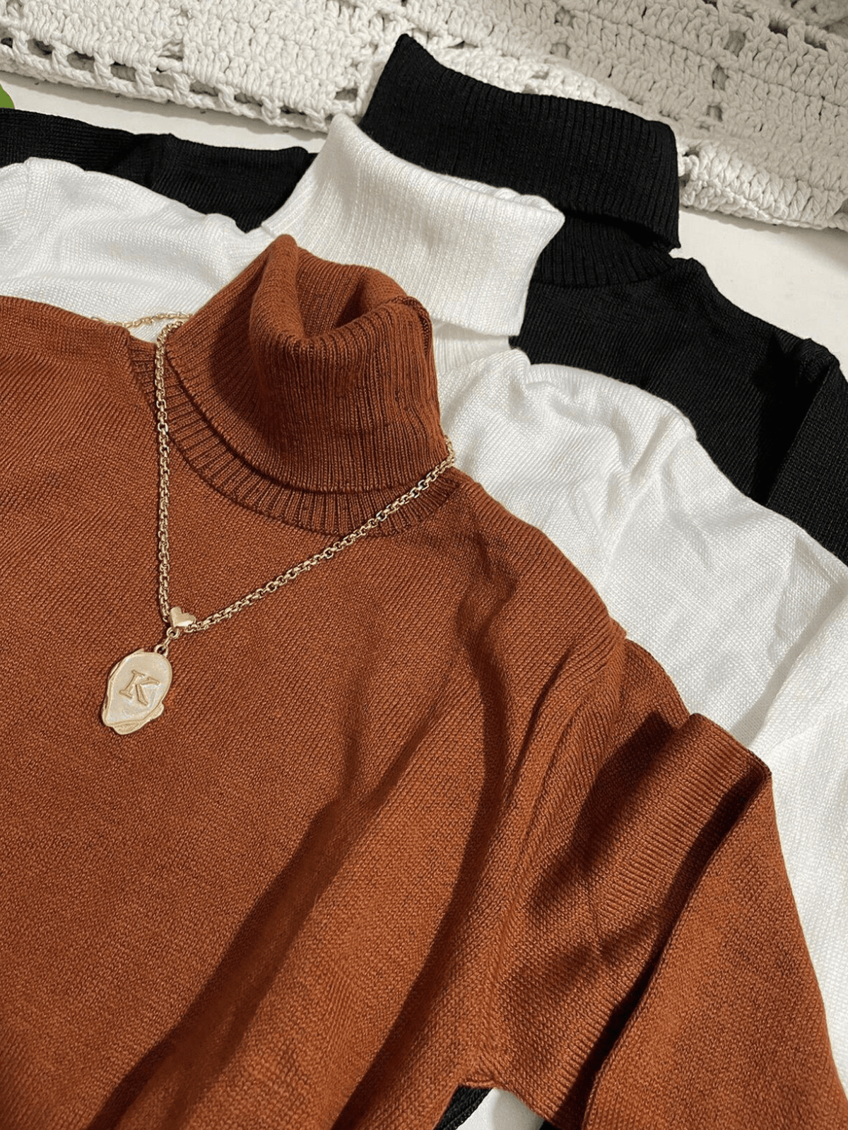 Kit com 3 Blusas Gola Alta - Hara Bela