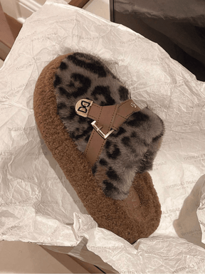 Pantufa Anya - Hara Bela